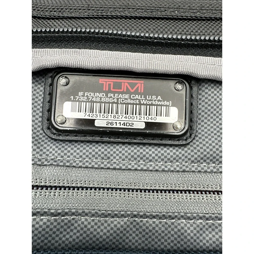Tumi Alpha 2 Compact Large Screen Briefcase Laptop Bag Nylon Black 26114D2 Read